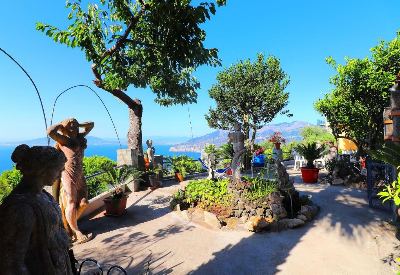 La Rosa Del Sud - De Vivo Realty Sorrento Lägenhet Exteriör bild