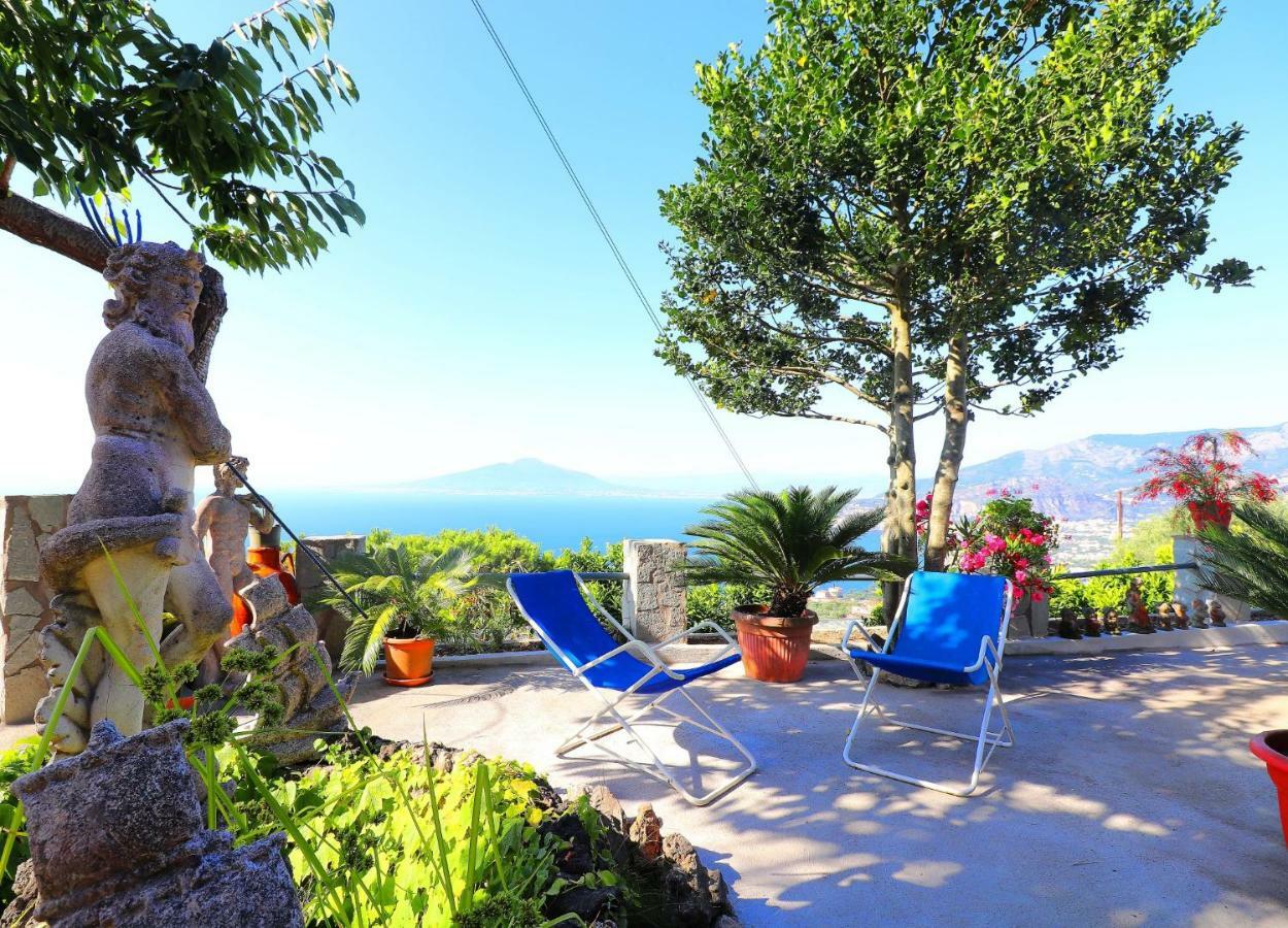 La Rosa Del Sud - De Vivo Realty Sorrento Lägenhet Exteriör bild